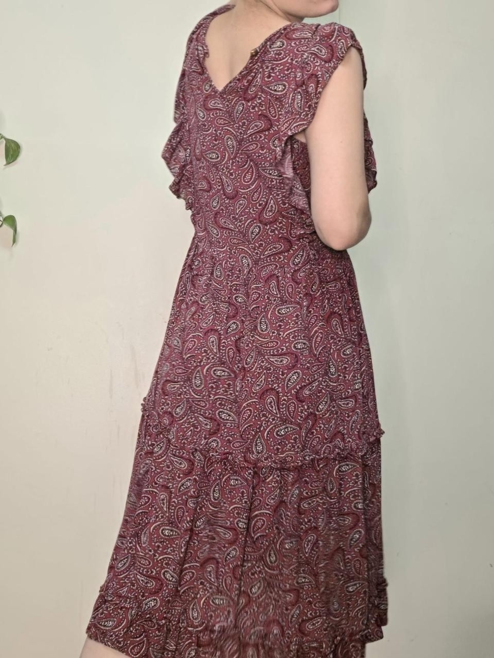 a.n.a Burgundy Boho Paisley Ruffle-sleeve Midi Dress Size M - Picture 4 of 7